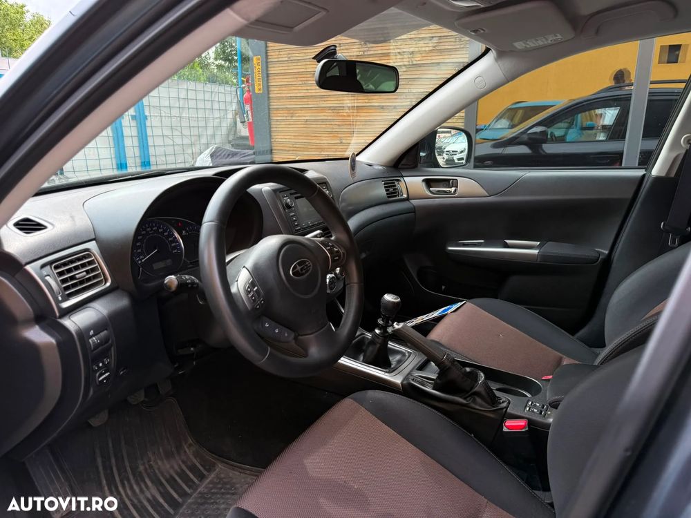 Subaru Impreza - 8