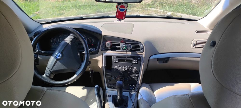 Volvo S60 2.5 T Momentum - 6