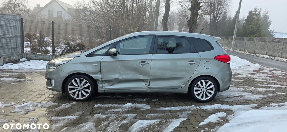 Kia Carens 1.7 CRDi 115 Dream-Team Edition - 2