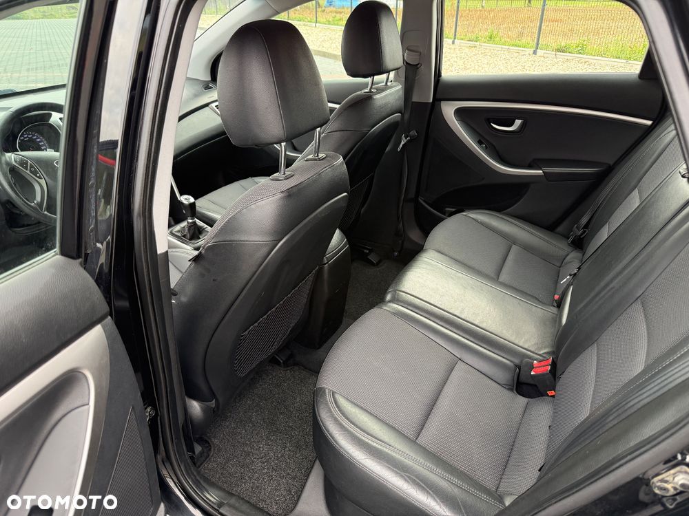 Hyundai i30 1.4 Premium - 14