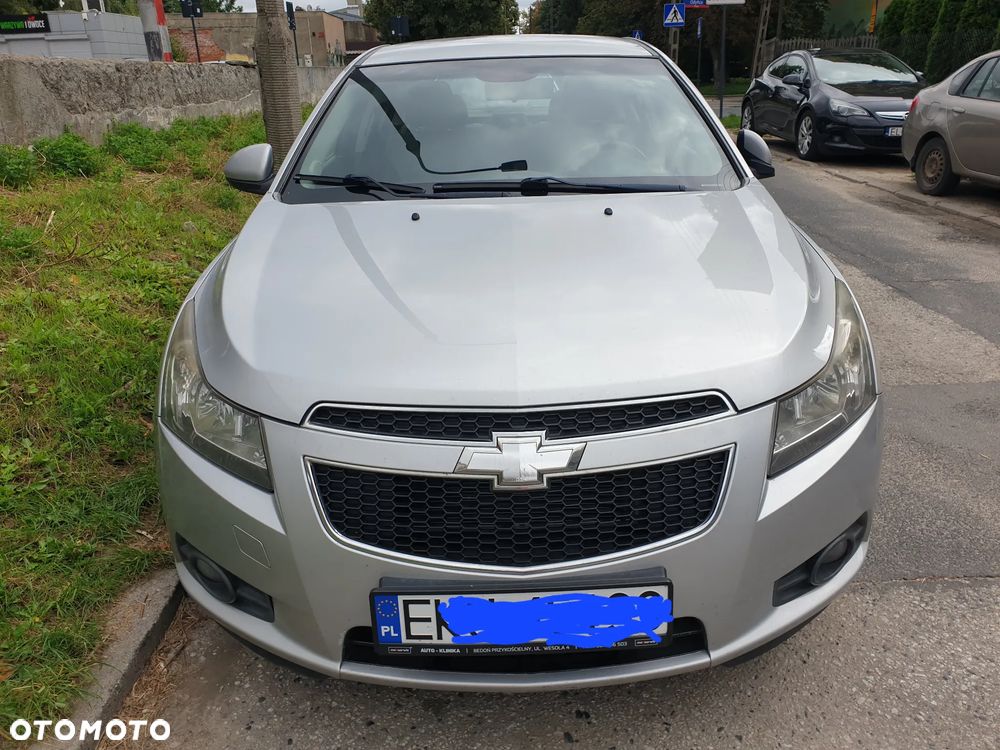 Chevrolet Cruze 1.8 LS - 8