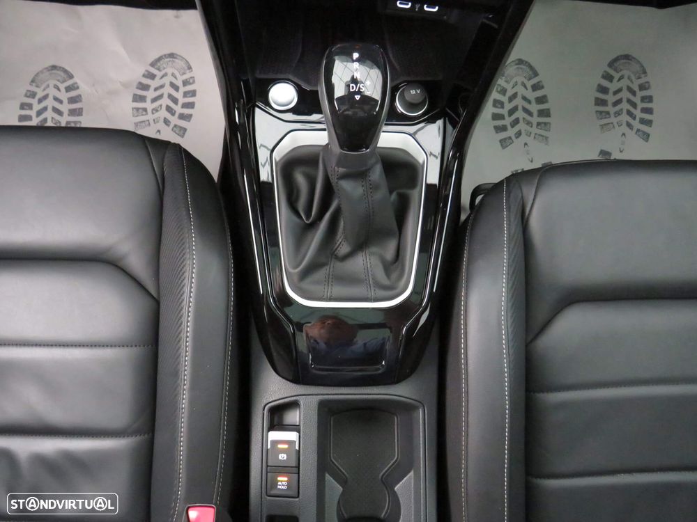 VW T-Roc 1.5 TSI R-Line DSG - 47