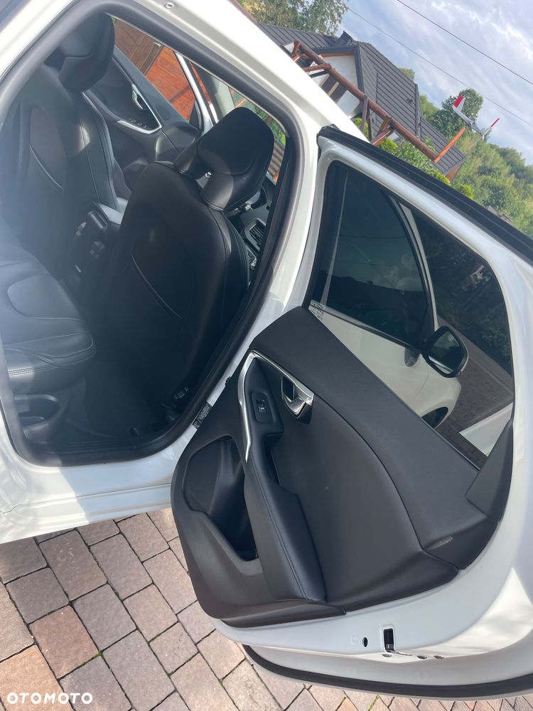 Volvo V40 D2 Drive-E Inscription - 22