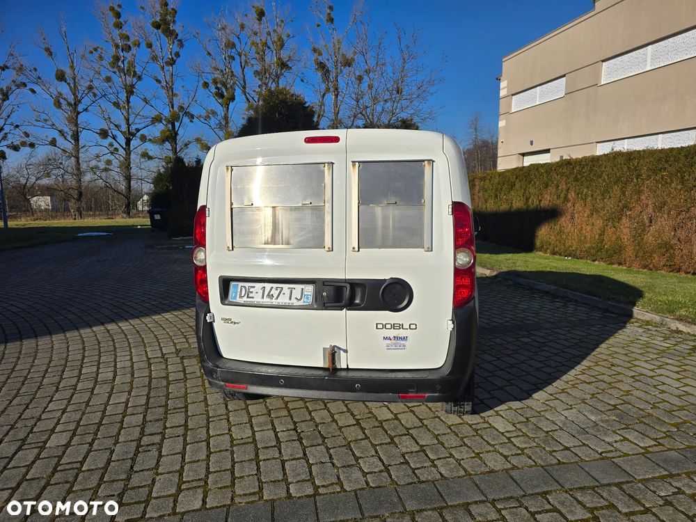 Fiat Doblo - 8