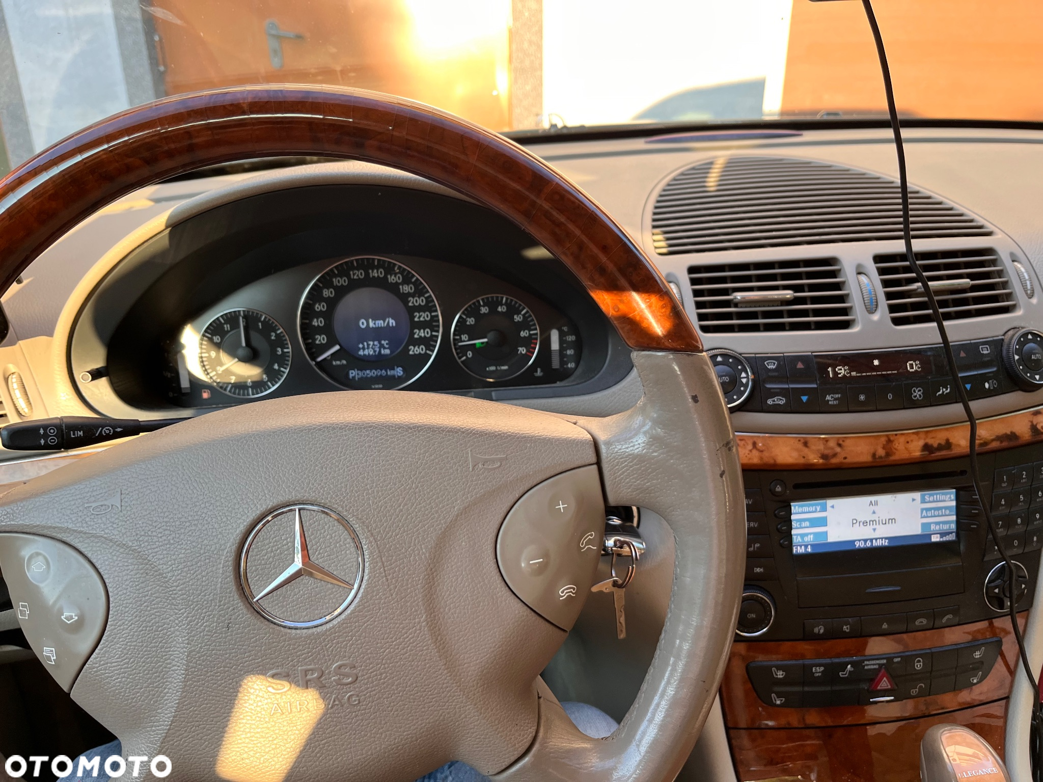 Mercedes-Benz Klasa E 320 Avantgarde - 8