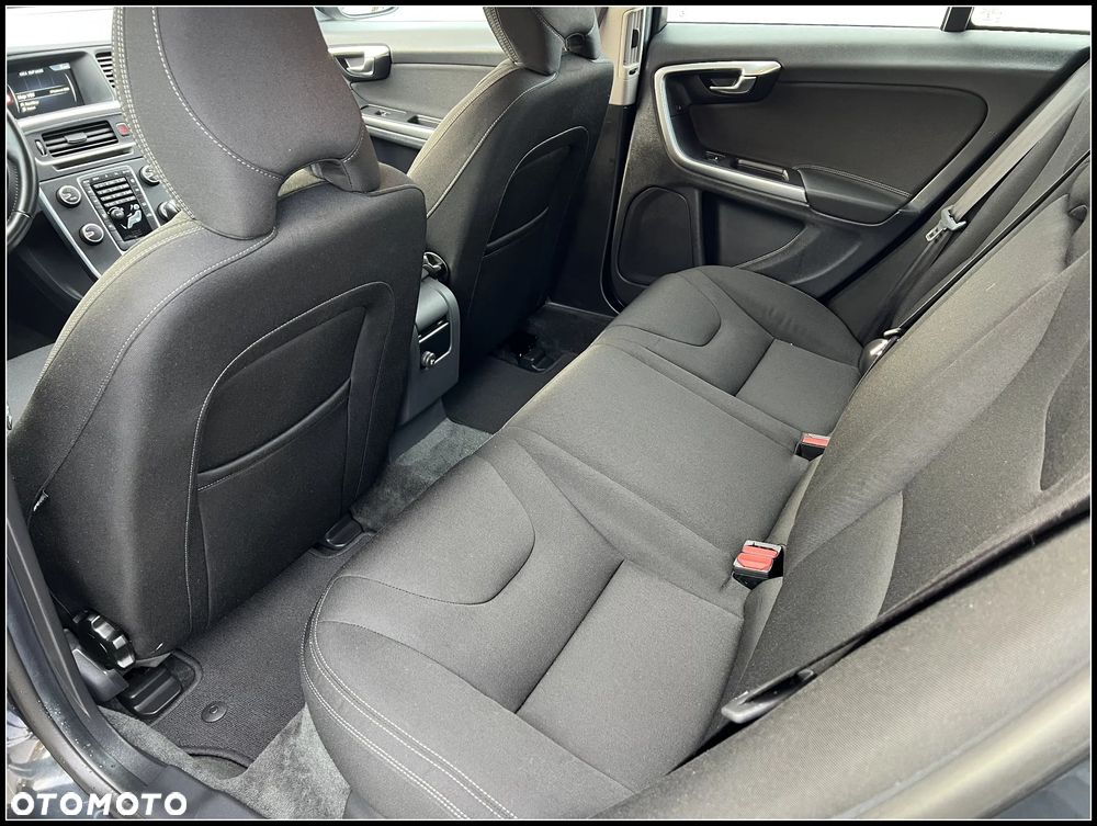 Volvo V60 - 26