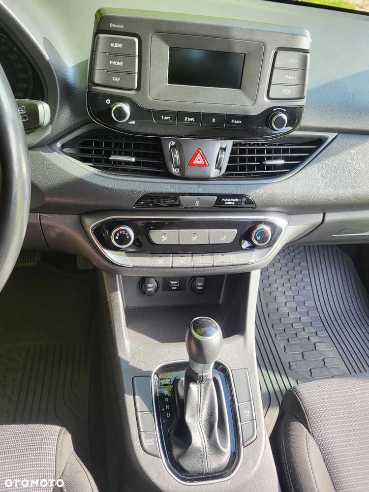 Hyundai i30 - 30