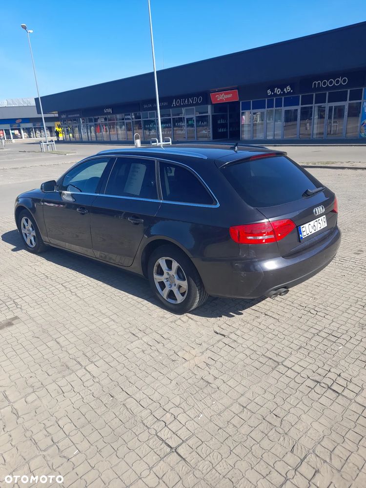 Audi A4 Avant - 4
