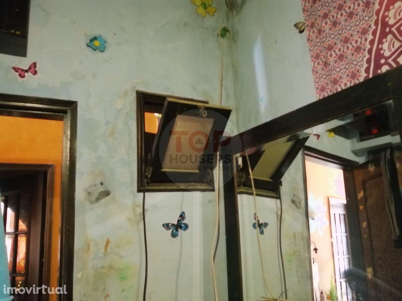 Moradia T4 com várias divisões - Grande imagem: 4/8