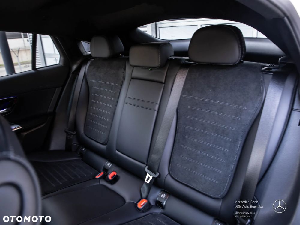 Mercedes-Benz GLC 200 mHEV 4-Matic AMG Line - 13