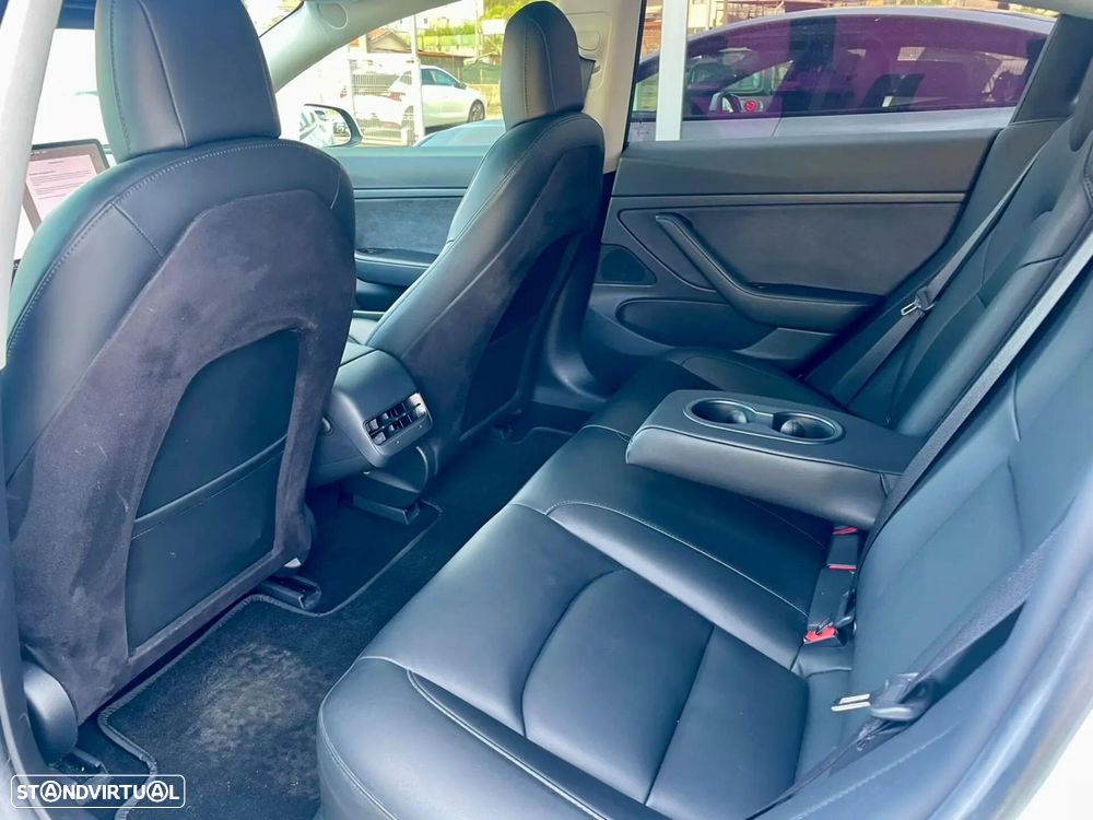 Tesla Model 3 Standard Range Plus RWD - 11