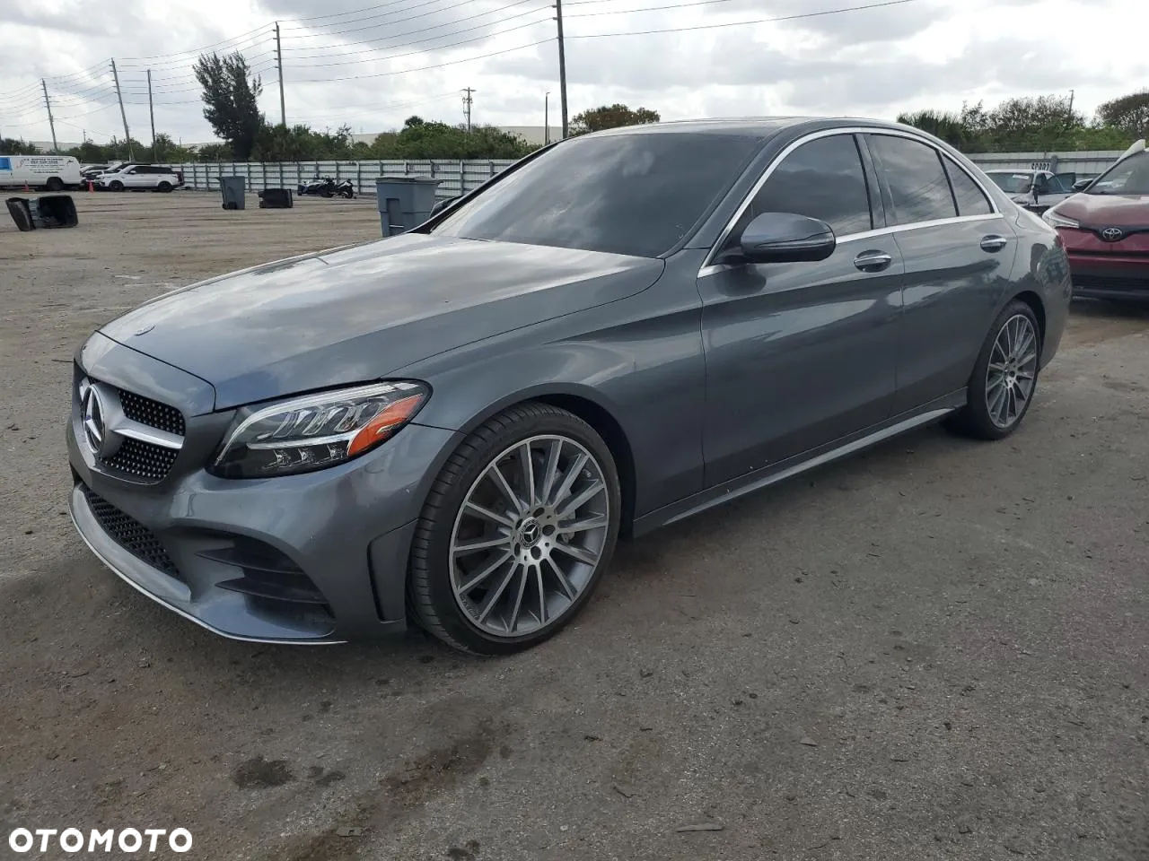 Mercedes-Benz Klasa C 300 9G-TRONIC AMG Line - 2