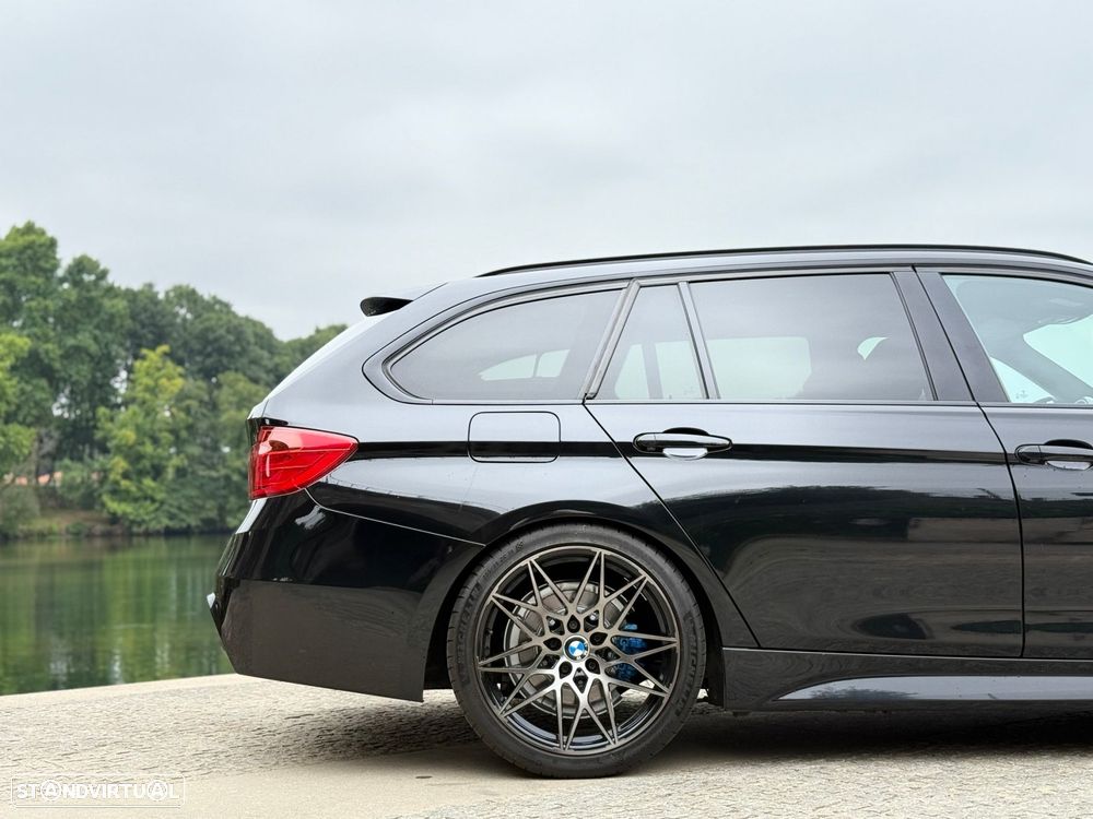 BMW 320 d Auto Pack M - 15