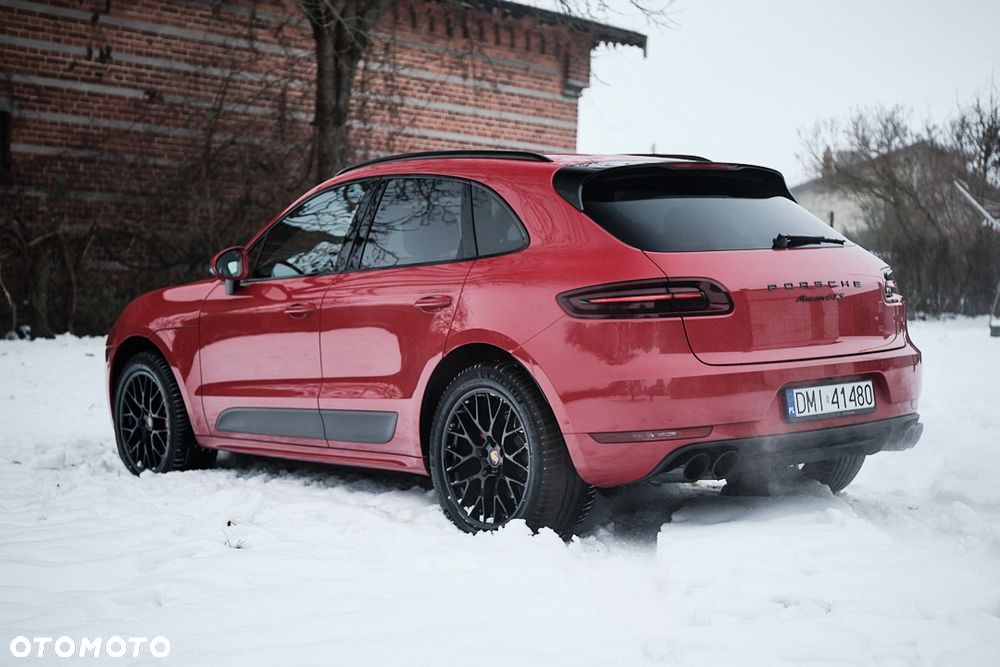 Porsche Macan - 3