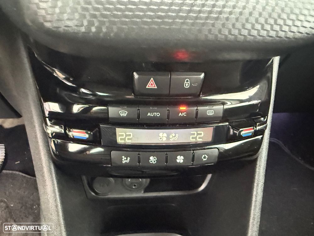 Peugeot 208 1.6 BlueHDi Allure - 12