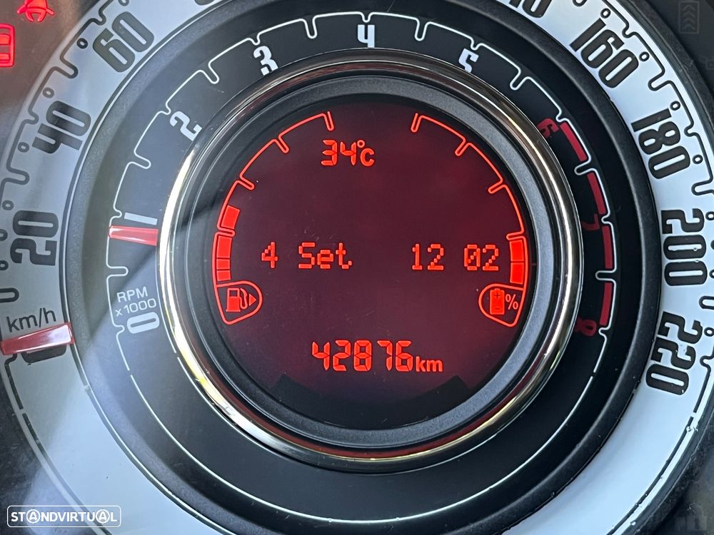 Fiat 500 1.0 Hybrid Connect - 10