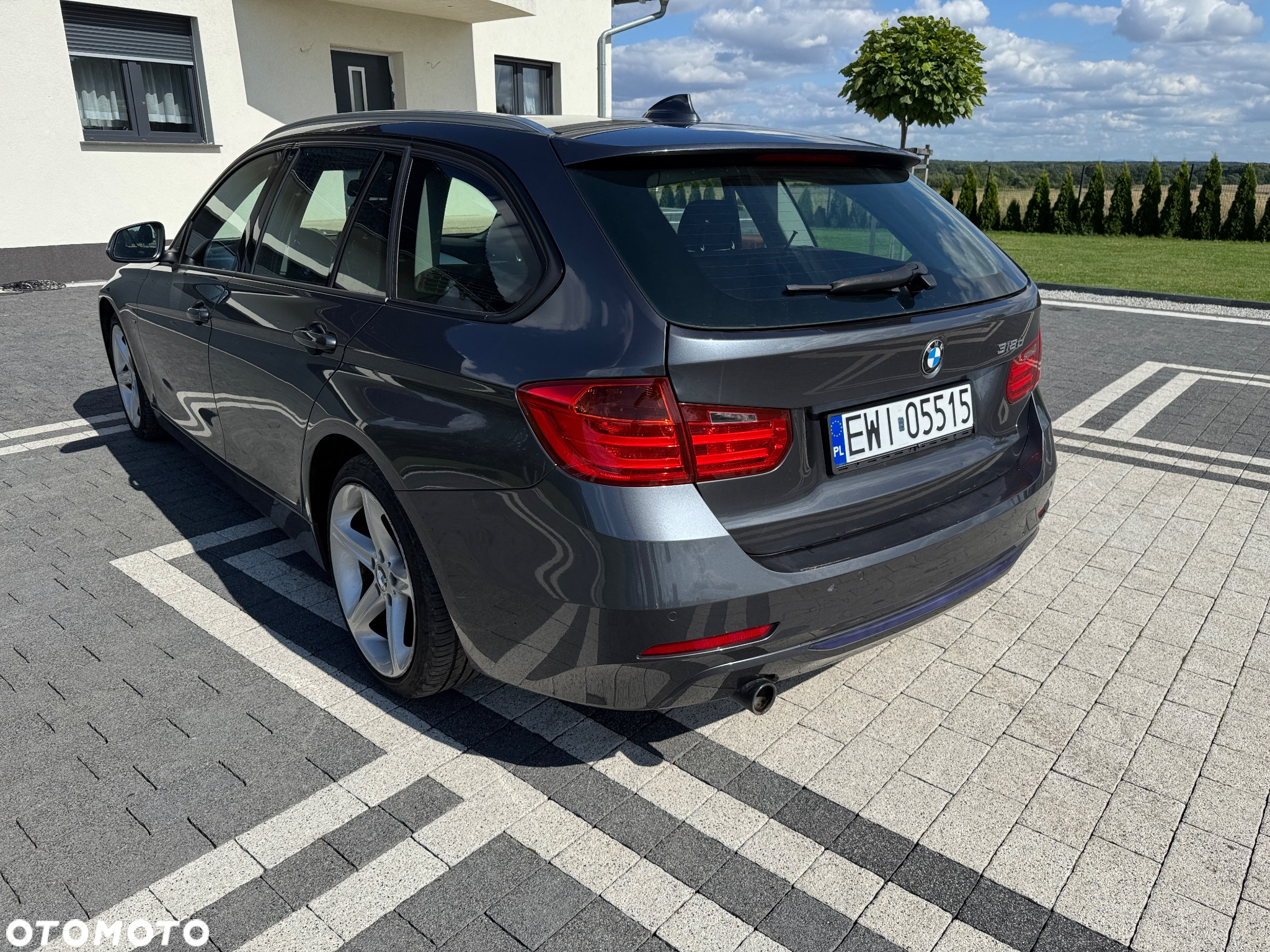 BMW Seria 3 318d Touring Sport Line - 6