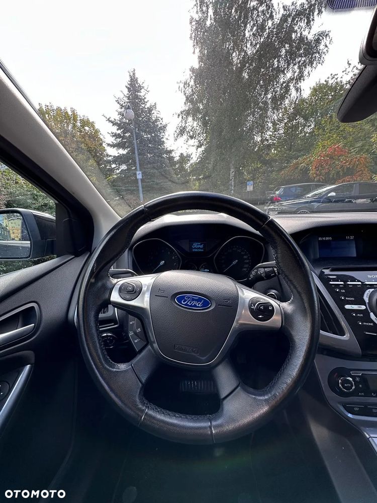 Ford Focus 1.6 EcoBoost Titanium - 8
