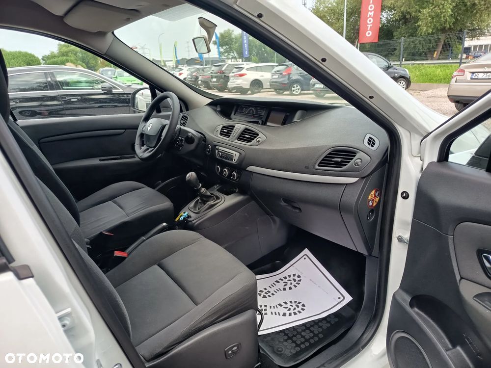 Renault Scenic 1.6 16V 110 TomTom Edition - 24