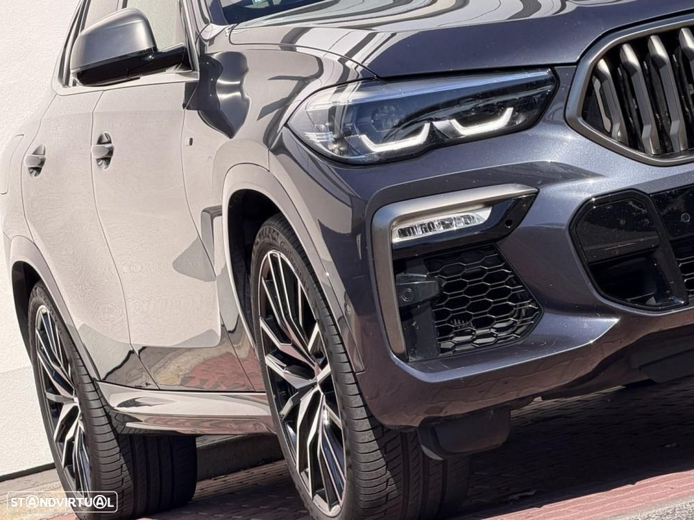 BMW X6 M50i - 43