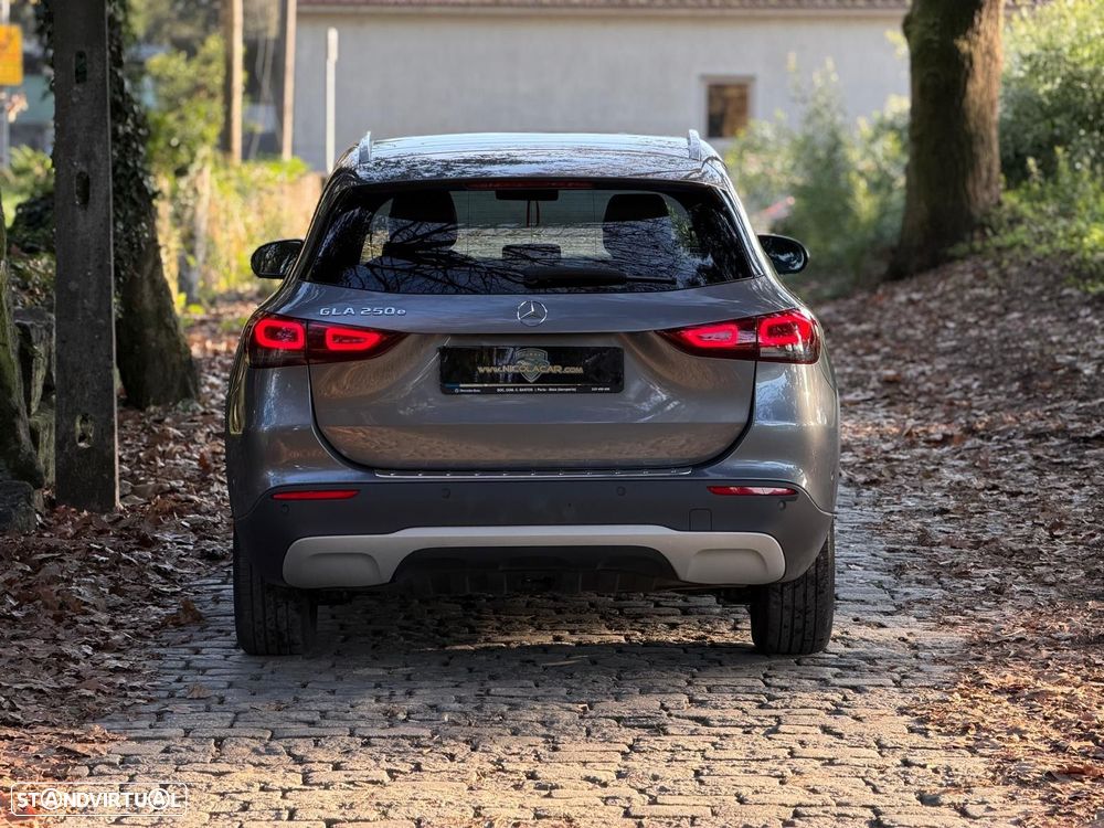 Mercedes-Benz GLA 250 e - 37