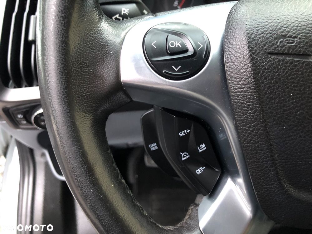Ford Tranzit custom - 23