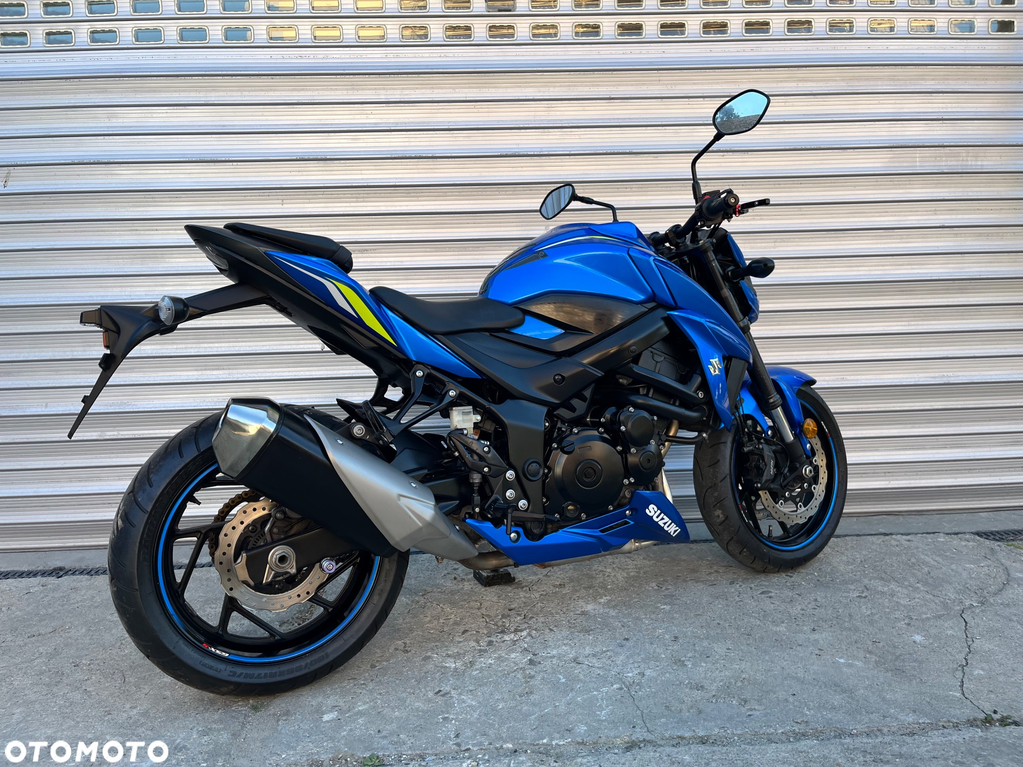 Suzuki GSX - 34