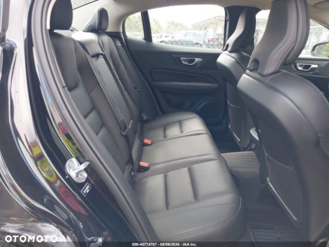 Volvo S60 - 12