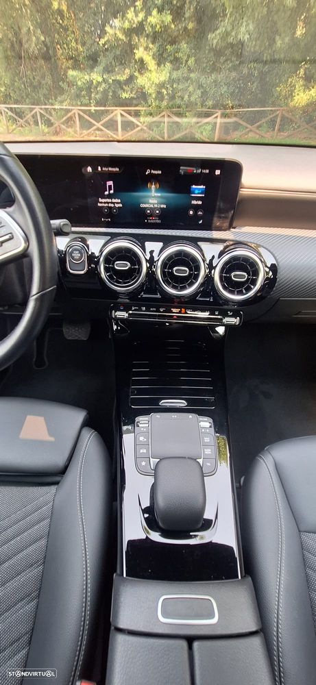 Mercedes-Benz A 250 e - 12