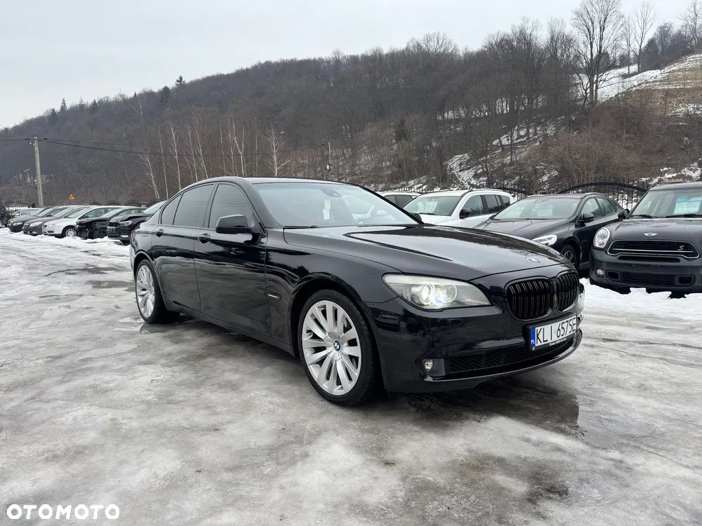 BMW Seria 7 - 36