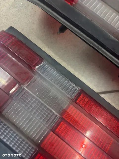 LAMPA LAMPY TYŁ LEWA PRAWA MERCEDES 190 W201 - 15