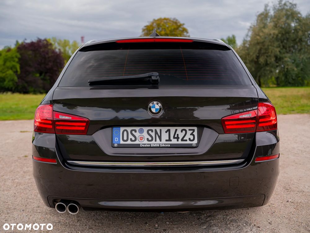BMW Seria 5 525d xDrive Sport-Aut Luxury Line - 12