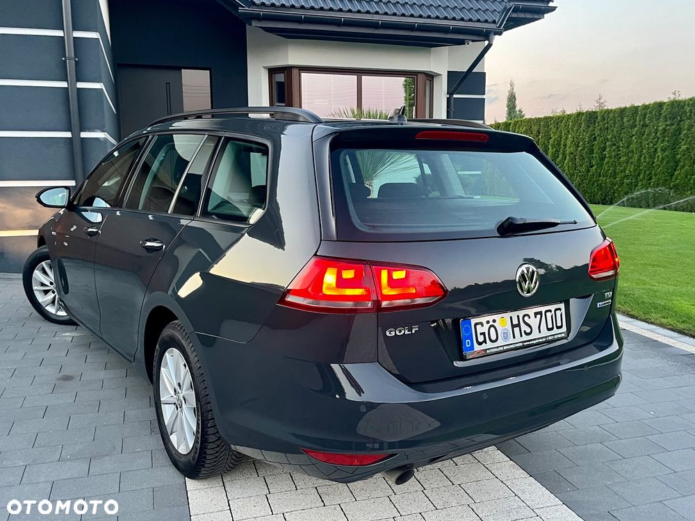 Volkswagen Golf 1.6 TDI BlueMotion Technology Lounge - 35