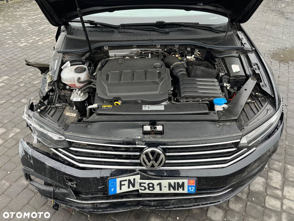 Volkswagen Passat - 8