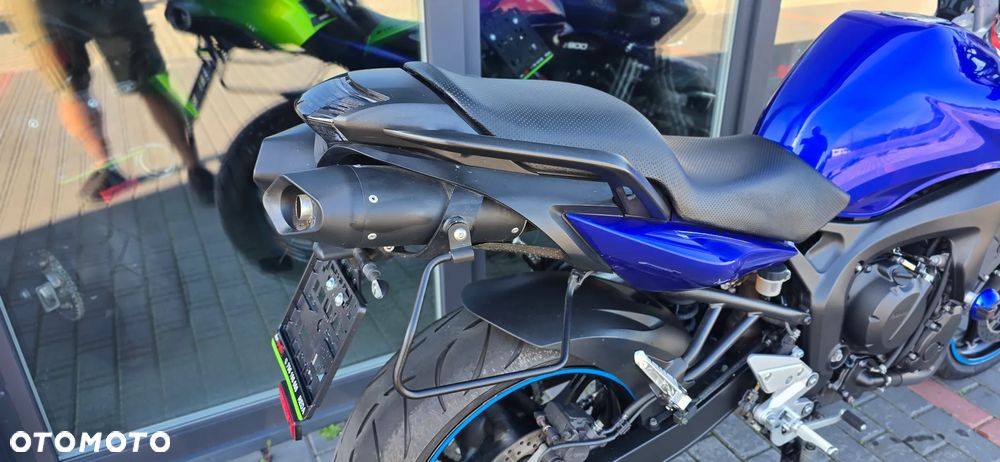 Yamaha FZ6 - 16