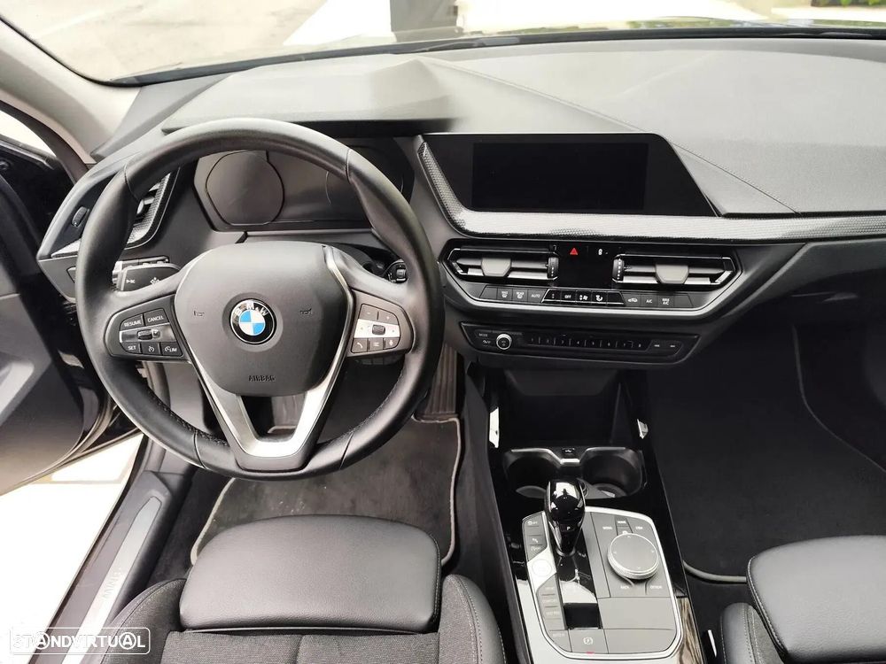 BMW 116 i Line Sport Auto - 6