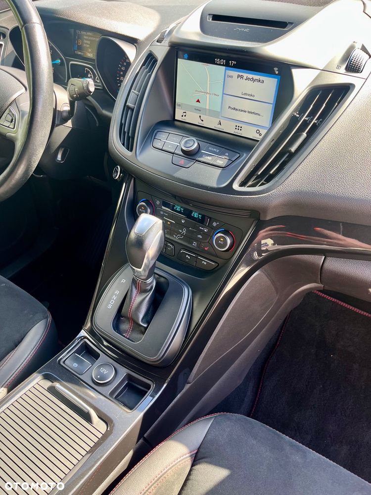 Ford Kuga 1.5 EcoBoost 4x4 ST-Line - 15
