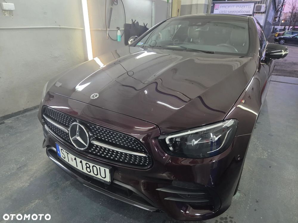 Mercedes-Benz Klasa E 200 4-Matic 9G-TRONIC - 36
