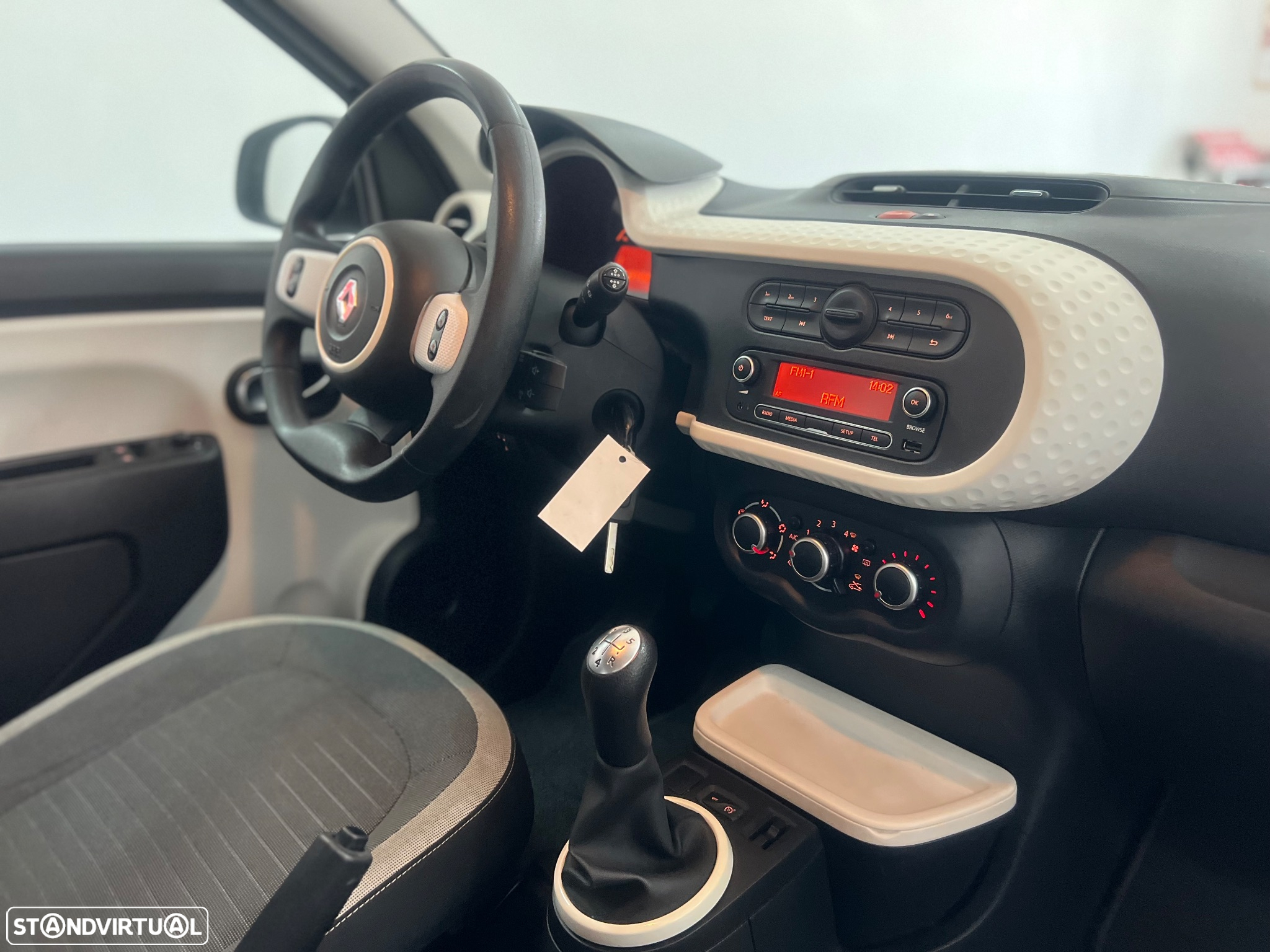 Renault Twingo 1.0 SCe Night&Day - 17