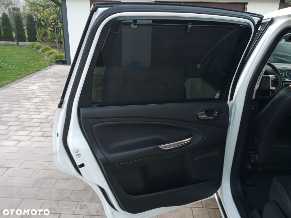 Ford S-Max 2.0 TDCi Titanium - 35