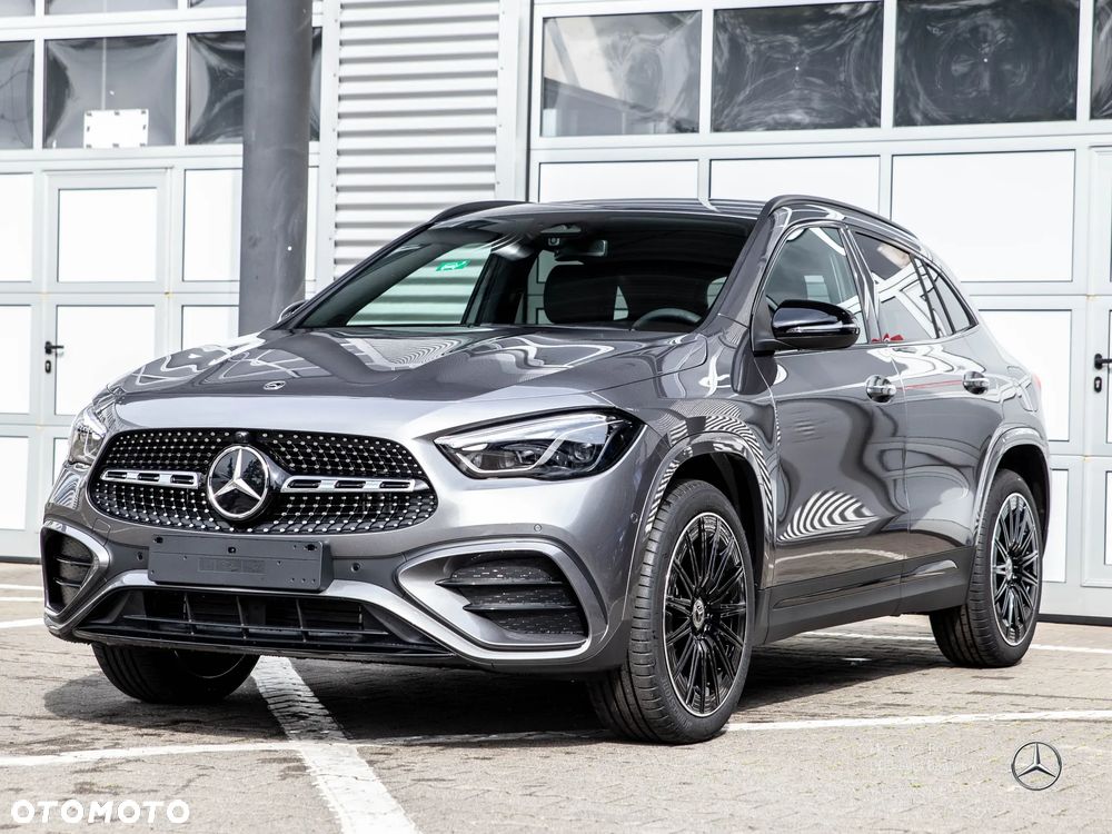 Mercedes-Benz GLA 250 e PHEV AMG Line 8G-DCT - 3