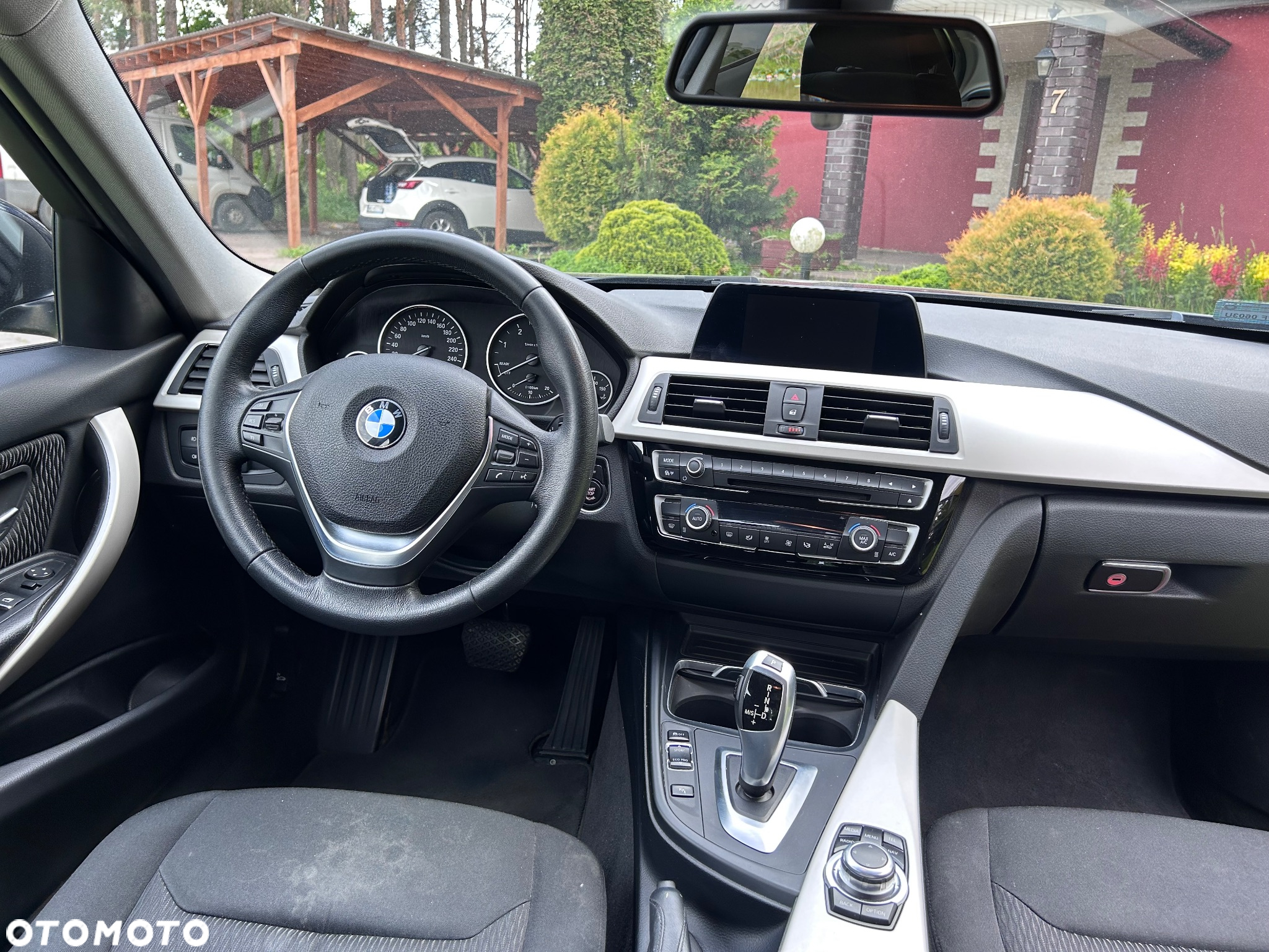 BMW Seria 3 316d - 8