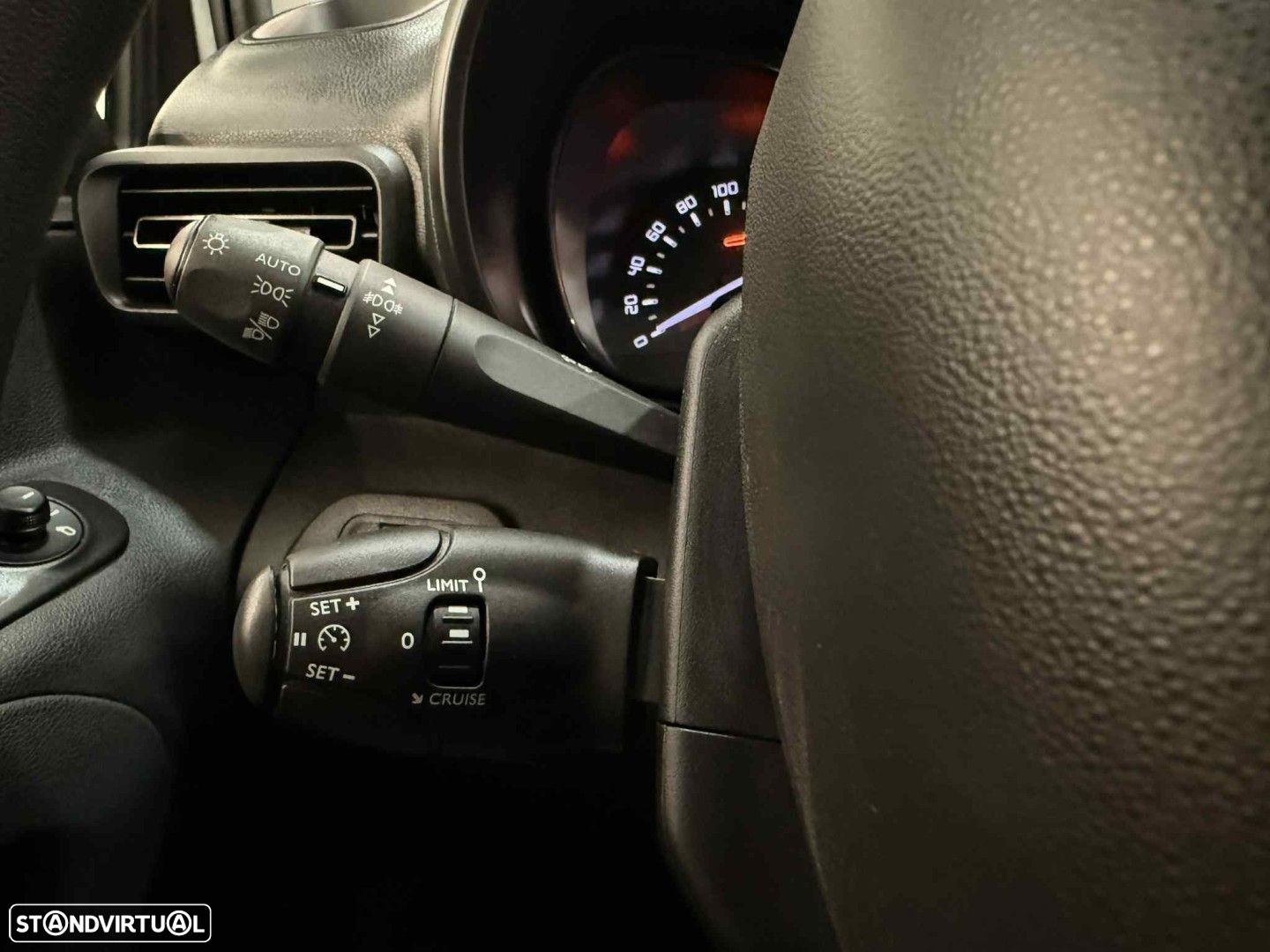Citroën Berlingo 1.6 BlueHDi L2 Club 3L - 15