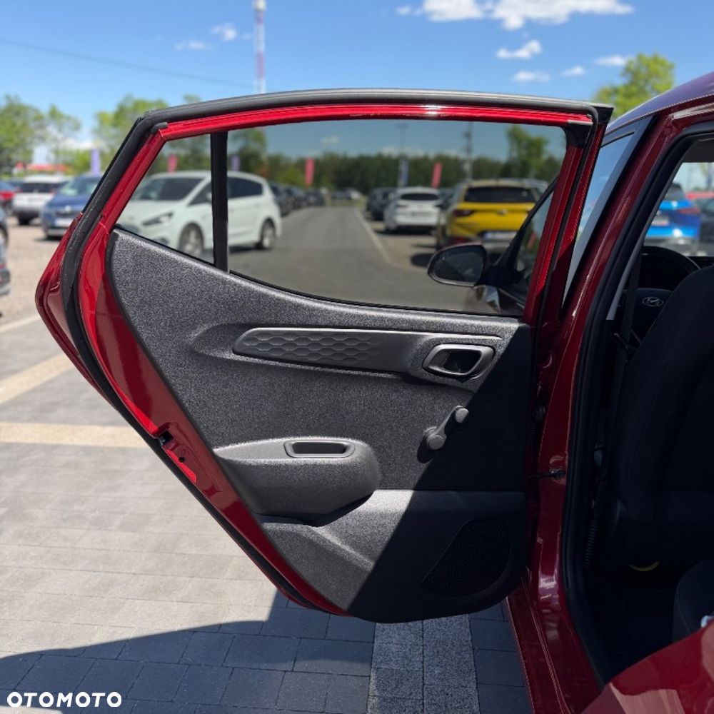 Hyundai i10 - 15