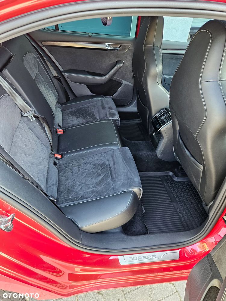 Skoda Superb 2.0 TSI 4x4 Sportline DSG - 11