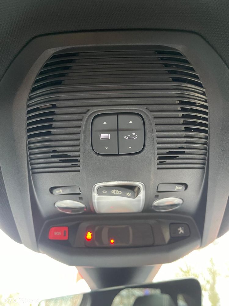 Peugeot 3008 1.6 PureTech Hybrid4 PHEV GT Pack S&S EAT8 - 19