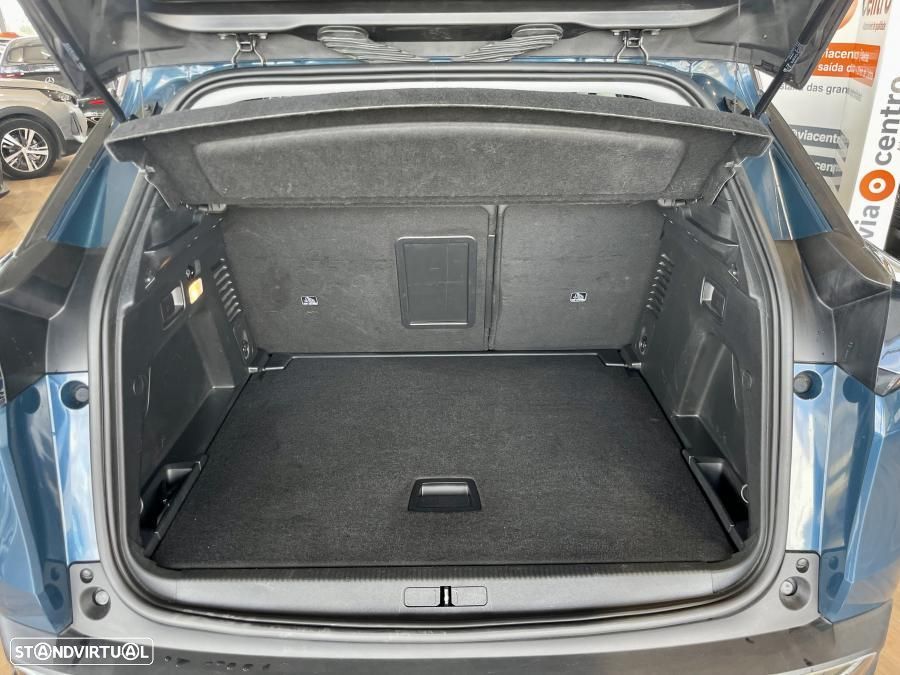 Peugeot 3008 1.2 PureTech Allure EAT8 - 32