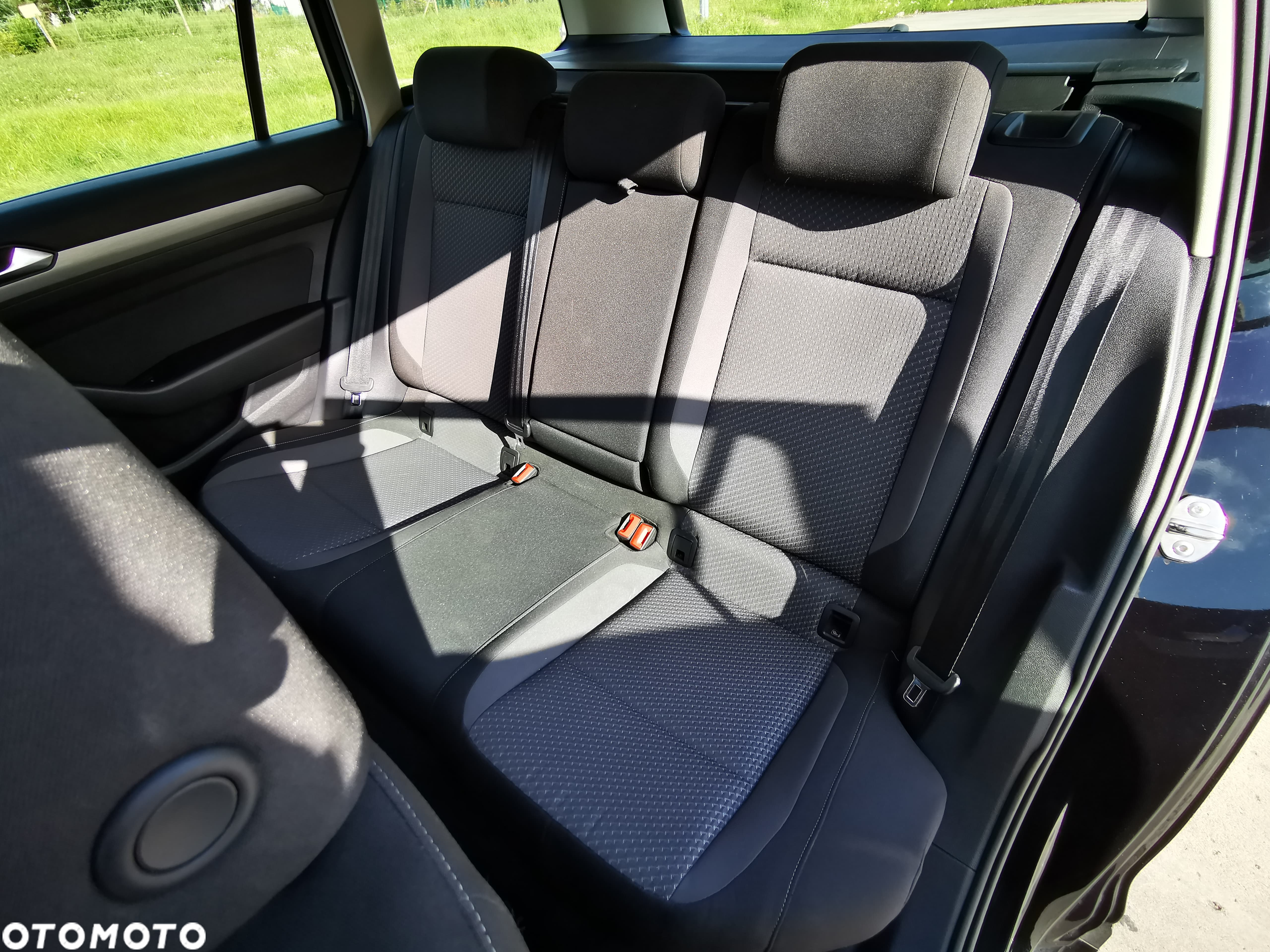 Volkswagen Passat 1.4 TSI BMT Comfortline - 22