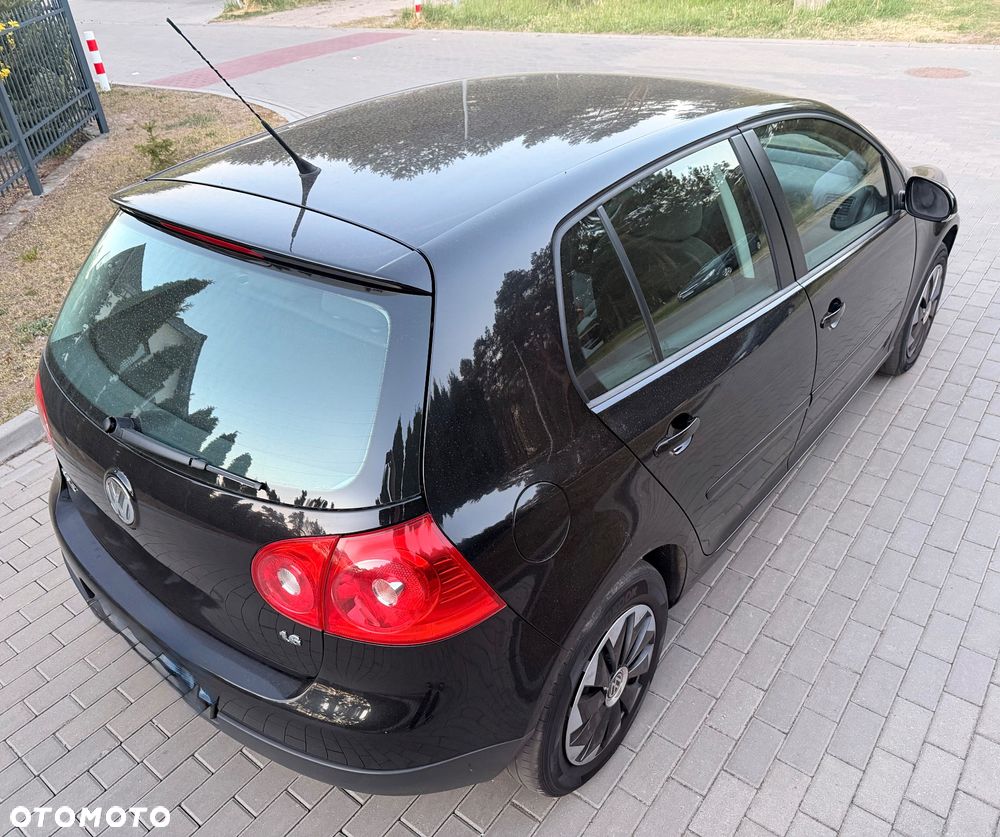 Volkswagen Golf 1.6 Team - 12