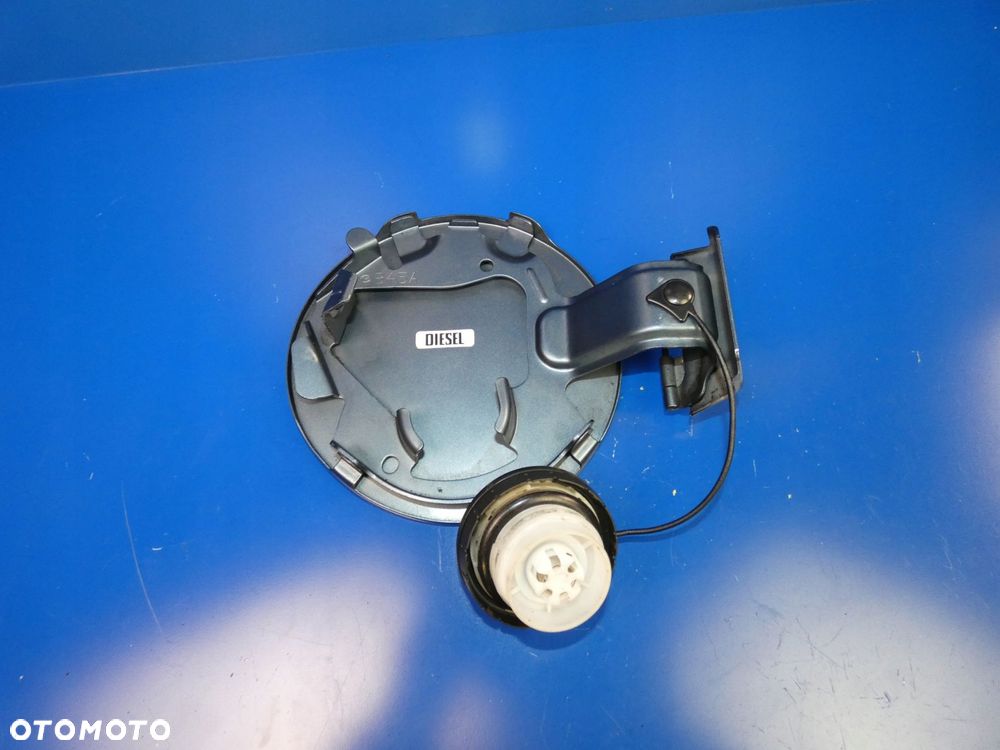 MAZDA 3 III BM 13- KLAPKA WLEWU PALIWA KOREK - 2